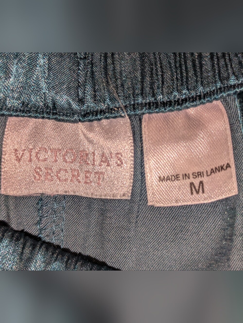 Victoria's Secret Satin Cargo Jogger Pants Green Shimmer Elastic Hem Medium Y2K - Picture 3 of 10